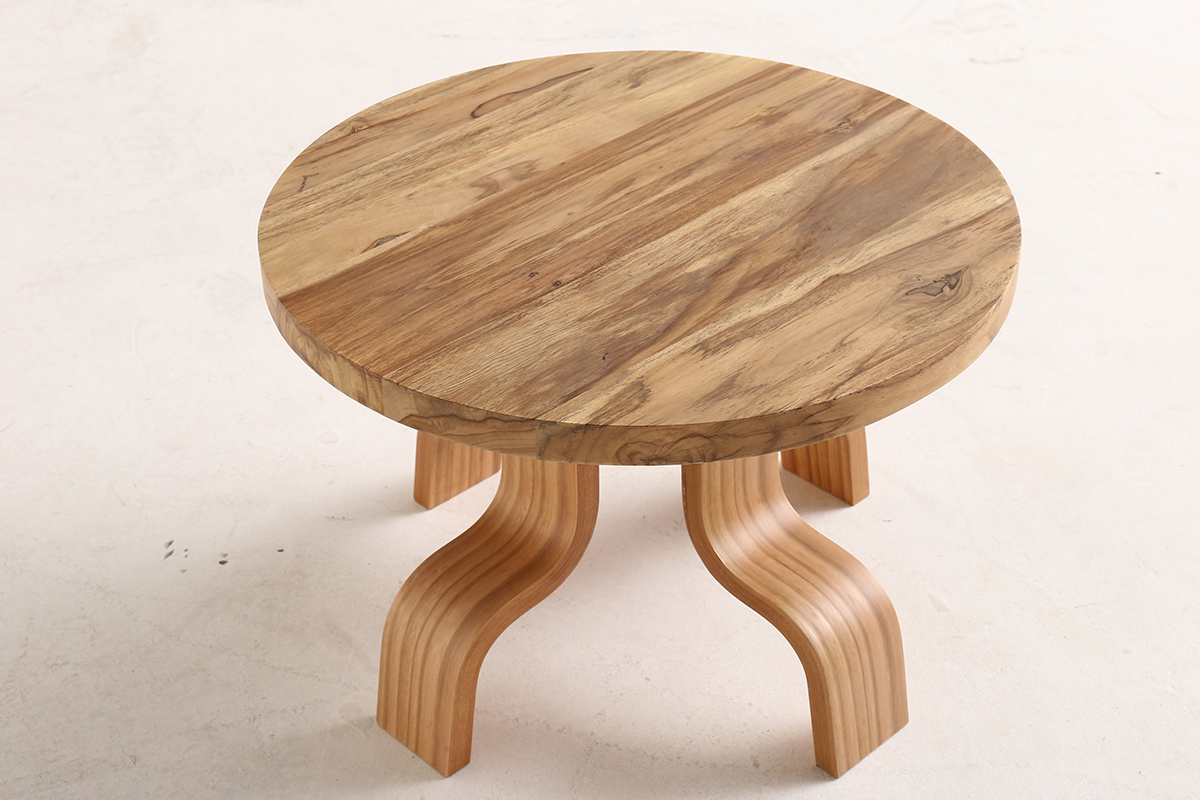 Mesa auxiliar de madera